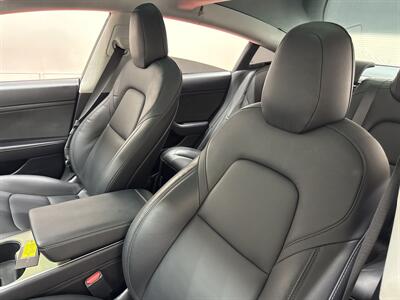 2020 Tesla Model 3 Standard Range Plus   - Photo 18 - Temple Hills, MD 20748