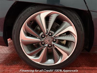 2019 Honda Clarity Plug-In Hybrid   - Photo 11 - Temple Hills, MD 20748