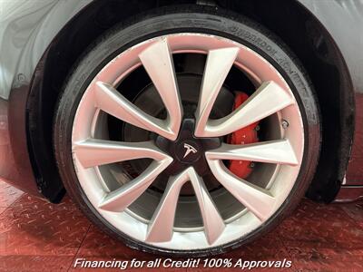 2018 Tesla Model 3 Performance   - Photo 9 - Temple Hills, MD 20748