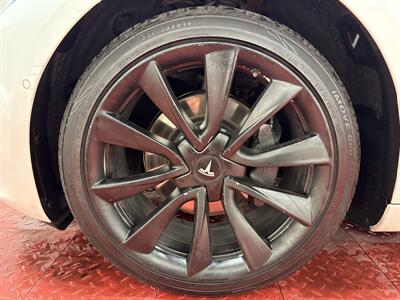 2020 Tesla Model 3 Long Range   - Photo 9 - Temple Hills, MD 20748