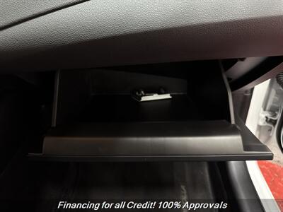 2022 Toyota Corolla LE   - Photo 30 - Temple Hills, MD 20748