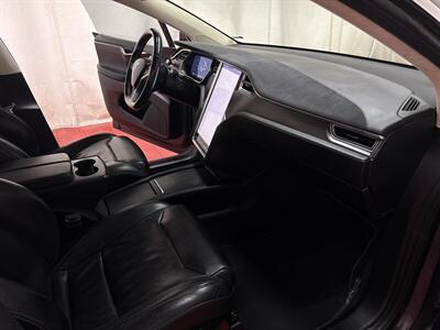 2017 Tesla Model X 90D   - Photo 22 - Laurel, MD 20724