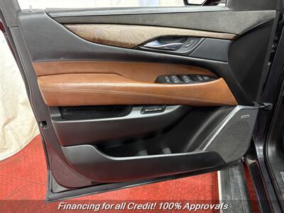 2015 Cadillac Escalade Premium   - Photo 15 - Temple Hills, MD 20748