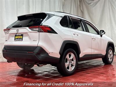 2021 Toyota RAV4 XLE   - Photo 15 - Temple Hills, MD 20748