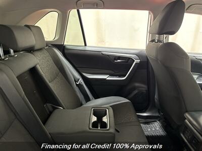 2021 Toyota RAV4 XLE   - Photo 29 - Temple Hills, MD 20748