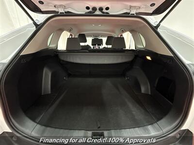 2021 Toyota RAV4 XLE   - Photo 26 - Temple Hills, MD 20748