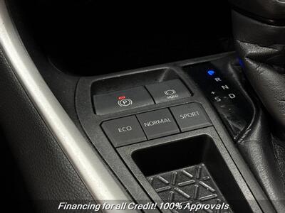 2021 Toyota RAV4 XLE   - Photo 41 - Temple Hills, MD 20748