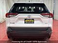 2021 Toyota RAV4 XLE   - Photo 14 - Temple Hills, MD 20748