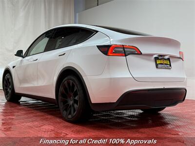 2022 Tesla Model Y Long Range   - Photo 10 - Temple Hills, MD 20748