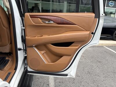 2016 Cadillac Escalade Platinum   - Photo 33 - Laurel, MD 20724