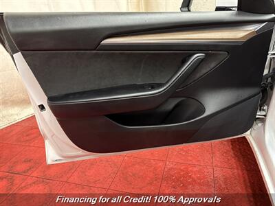 2021 Tesla Model 3 Standard Range Plus   - Photo 12 - Temple Hills, MD 20748