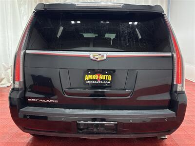 2018 Cadillac Escalade Premium Luxury   - Photo 10 - Temple Hills, MD 20748