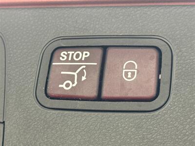 2019 Mercedes-Benz GLC GLC 300   - Photo 20 - Temple Hills, MD 20748