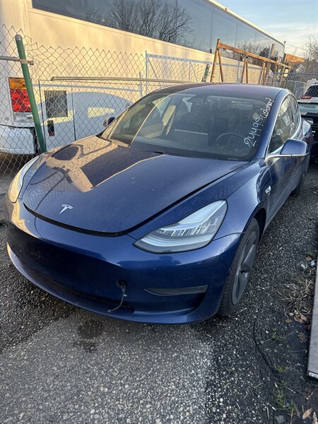 2018 Tesla Model 3 Standard   - Photo 1 - Temple Hills, MD 20748