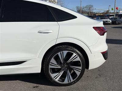 2024 Audi Q8 Sportback e-tron quattro Prestige S line   - Photo 18 - Temple Hills, MD 20748