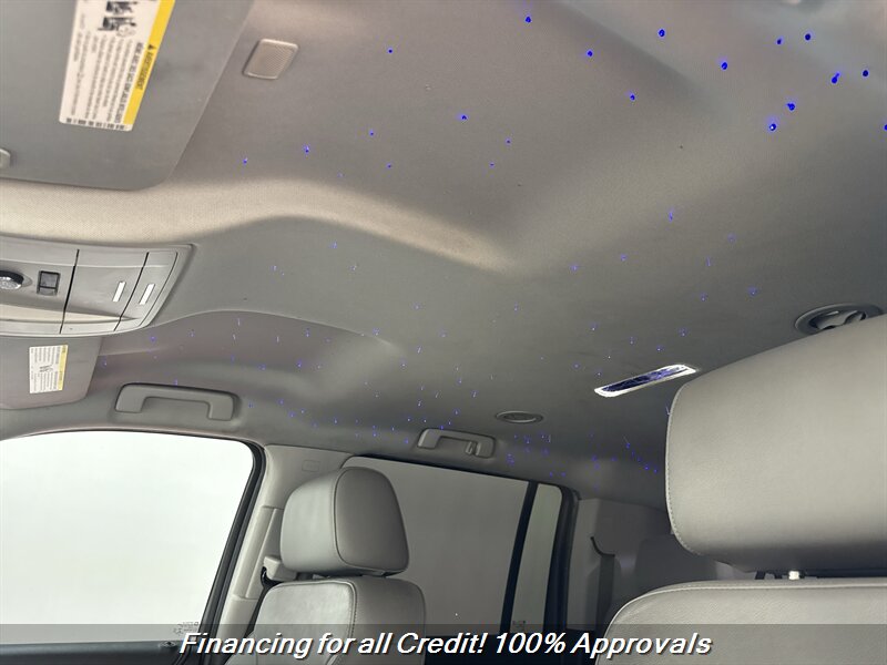 2019 Chevrolet Suburban LT - Photo 15 - Temple Hills, MD 20748