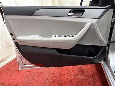 2018 Hyundai SONATA SE   - Photo 16 - Temple Hills, MD 20748