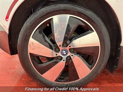 2014 BMW i3   - Photo 11 - Temple Hills, MD 20748