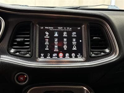2015 Dodge Challenger SRT 392   - Photo 38 - Laurel, MD 20724