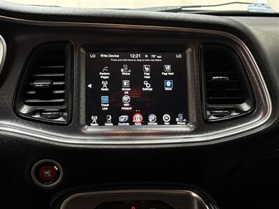 2015 Dodge Challenger SRT 392   - Photo 39 - Laurel, MD 20724