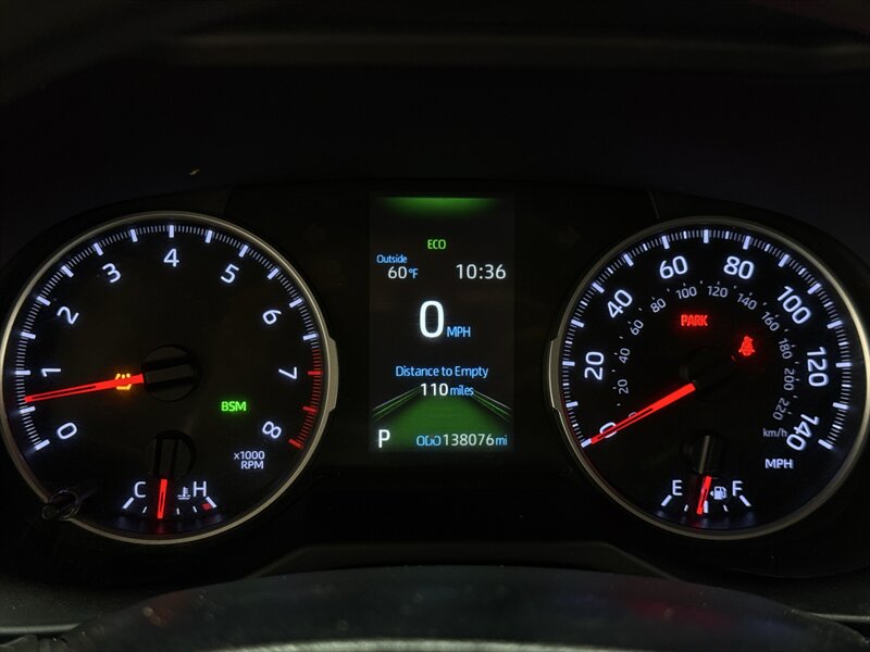 2021 Toyota RAV4 XLE - Photo 36 - Temple Hills, MD 20748