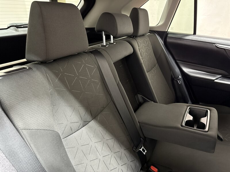 2021 Toyota RAV4 XLE - Photo 25 - Temple Hills, MD 20748