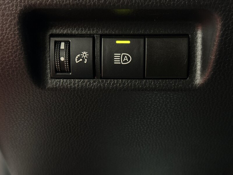 2021 Toyota RAV4 XLE - Photo 38 - Temple Hills, MD 20748