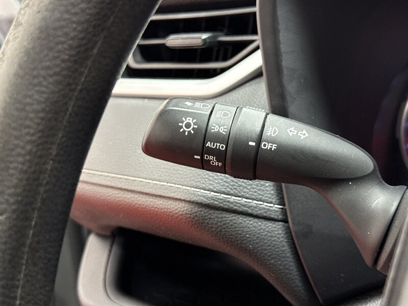 2021 Toyota RAV4 XLE - Photo 34 - Temple Hills, MD 20748