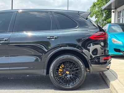 2017 Porsche Cayenne Platinum Edition   - Photo 9 - Laurel, MD 20724