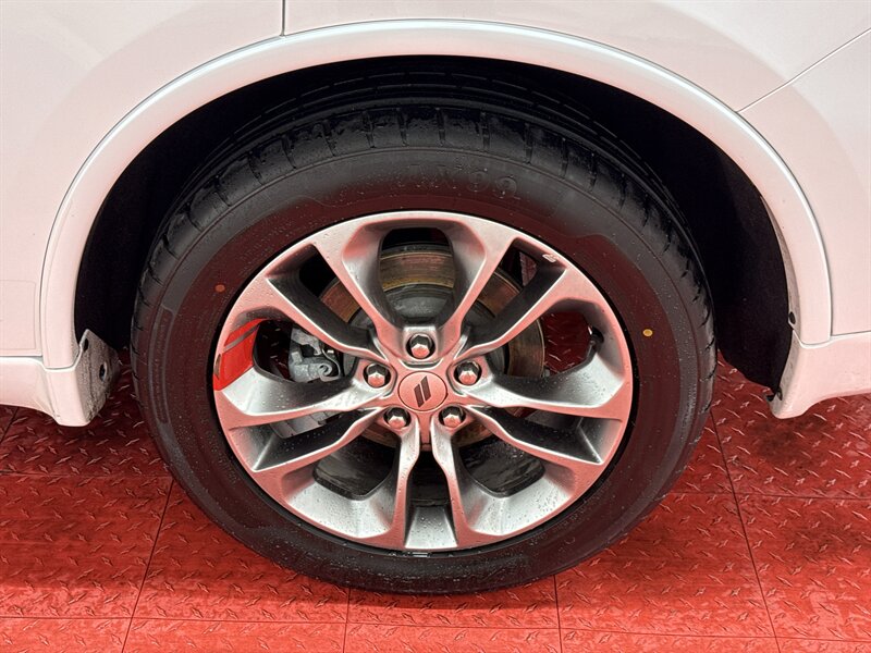 2020 Dodge Durango R/T - Photo 8 - Temple Hills, MD 20748