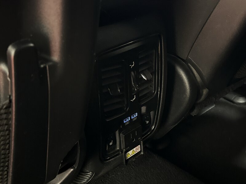 2020 Dodge Durango R/T - Photo 24 - Temple Hills, MD 20748