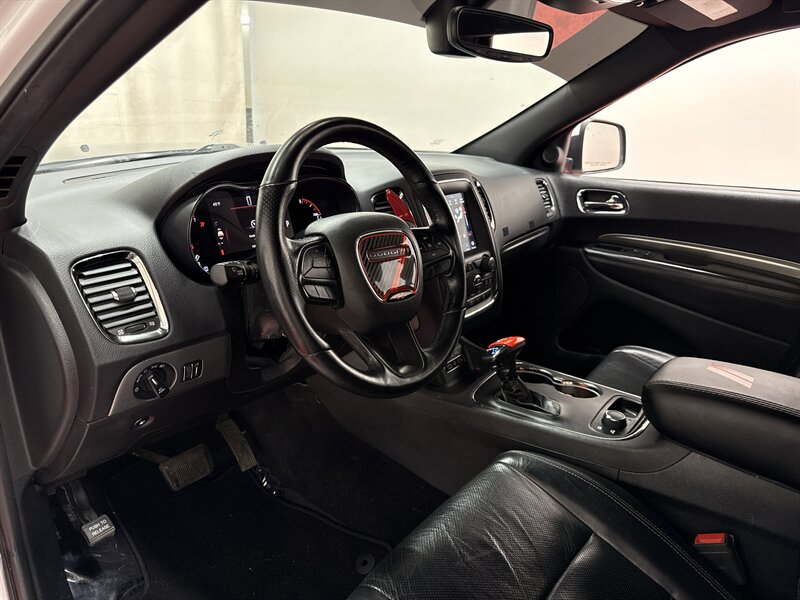 2020 Dodge Durango R/T - Photo 17 - Temple Hills, MD 20748
