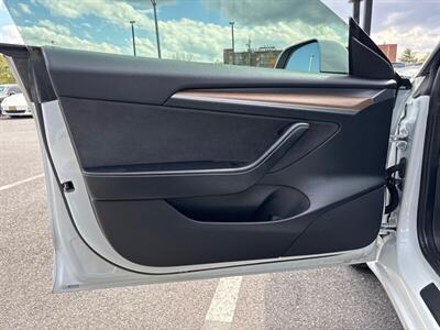 2022 Tesla Model 3   - Photo 15 - Laurel, MD 20724