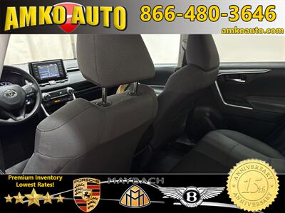 2020 Toyota RAV4 XLE   - Photo 11 - Temple Hills, MD 20748