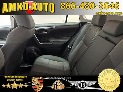 2020 Toyota RAV4 XLE   - Photo 12 - Temple Hills, MD 20748