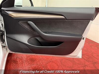 2023 Tesla Model 3   - Photo 15 - Temple Hills, MD 20748