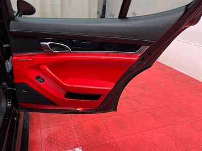 2014 Porsche Panamera 4   - Photo 30 - Laurel, MD 20724