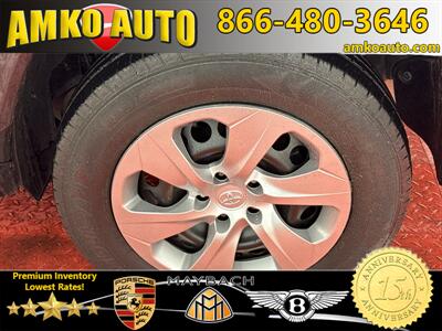 2019 Toyota RAV4 LE   - Photo 8 - Temple Hills, MD 20748