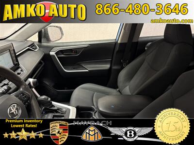 2019 Toyota RAV4 LE   - Photo 18 - Temple Hills, MD 20748