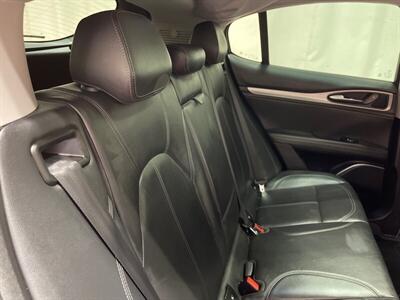 2018 Alfa Romeo Stelvio Sport   - Photo 33 - Laurel, MD 20724