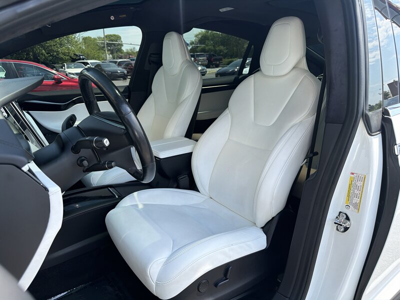 2018 Tesla Model X P100D - Photo 18 - Temple Hills, MD 20748