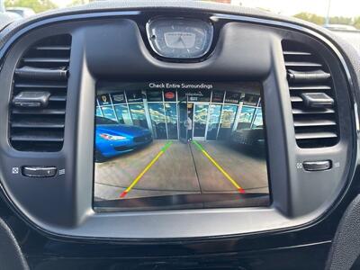 2017 Chrysler 300 Series S   - Photo 34 - Laurel, MD 20724