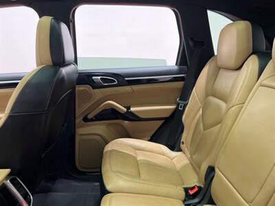 2016 Porsche Cayenne S E-Hybrid   - Photo 24 - Laurel, MD 20724