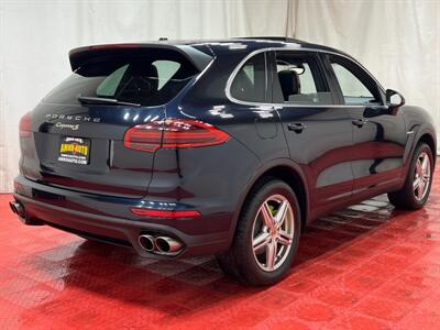 2016 Porsche Cayenne S E-Hybrid   - Photo 15 - Laurel, MD 20724