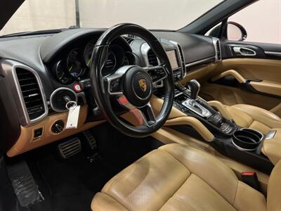 2016 Porsche Cayenne S E-Hybrid   - Photo 18 - Laurel, MD 20724