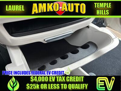 2017 Chrysler Pacifica Hybrid Premium   - Photo 40 - Laurel, MD 20724