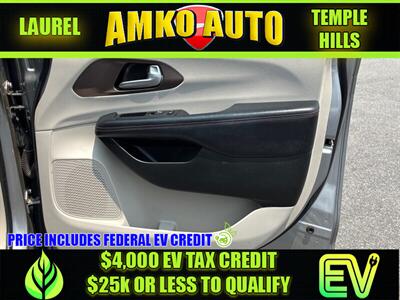 2017 Chrysler Pacifica Hybrid Premium   - Photo 33 - Laurel, MD 20724
