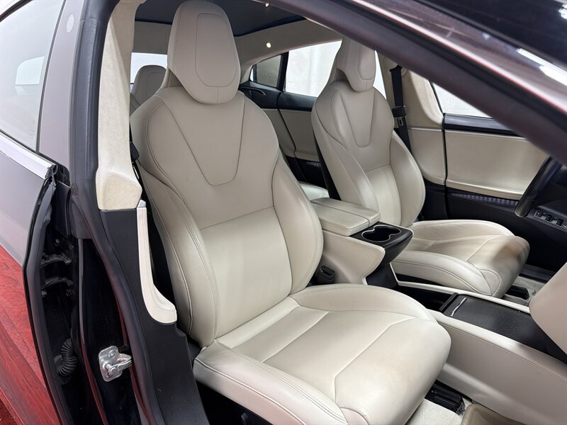 2017 Tesla Model S 75D - Photo 23 - Temple Hills, MD 20748