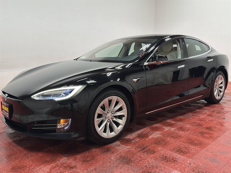 2017 Tesla Model S 75D - Photo 4 - Temple Hills, MD 20748