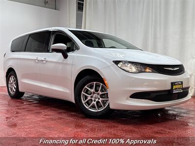 2023 Chrysler Voyager LX   - Photo 5 - Temple Hills, MD 20748